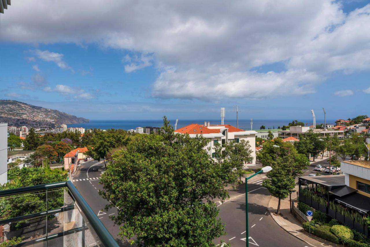 Barreiros III By An Island Apart Funchal  Ngoại thất bức ảnh